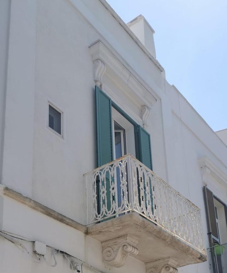 Suitenovecentodieci Polignano a Mare Luaran gambar